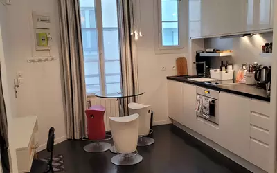Paris 17E (75017)
