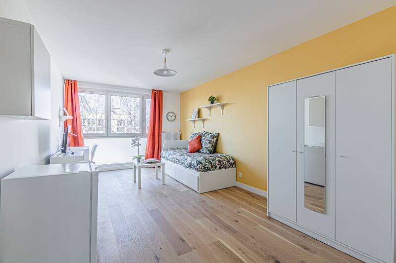 Saint-Denis (93200)