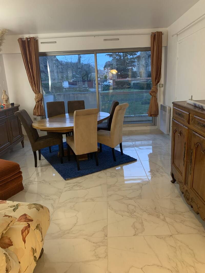 Fontainebleau (77300)