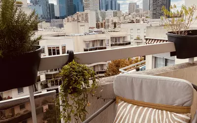 Avec Terrasse - Courbevoie Limite Neuilly Sur Seine -