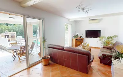 Toulon (83000)