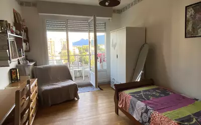 Grenoble (38000)