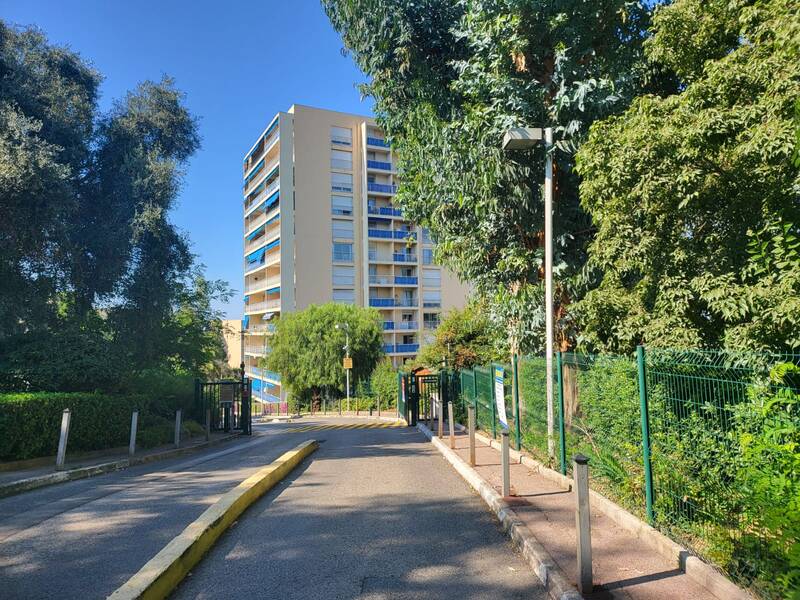 Nice - La Corniche Fleurie