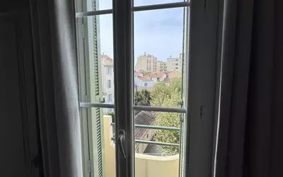 Toulon (83000)