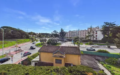 Cannes (06400)