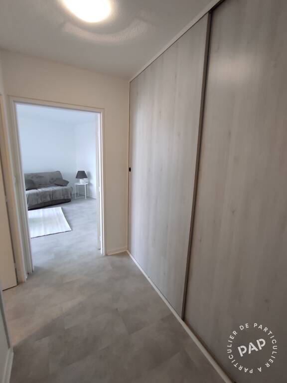 Vente studio 30,24 m² Noisiel (77186) - 30,24 m² - 142.000 € | Particulier à Particulier — 4