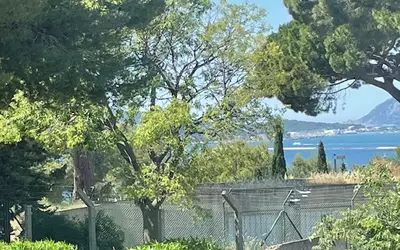 Toulon (83000)