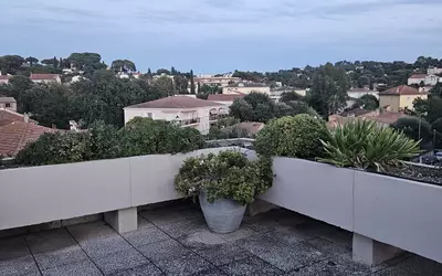 Toulon (83000)