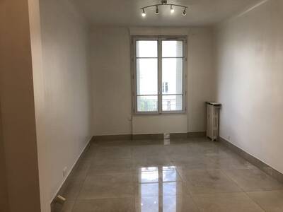 Location appartement 2 pièces Courbevoie (92400)
