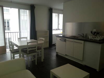 Location appartement studio Paris 20e