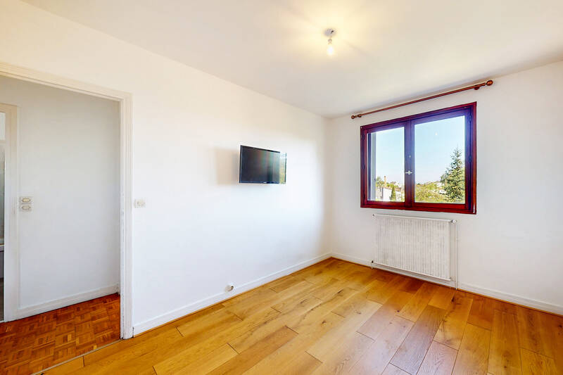 Traversant Avec Balcon Terrasse