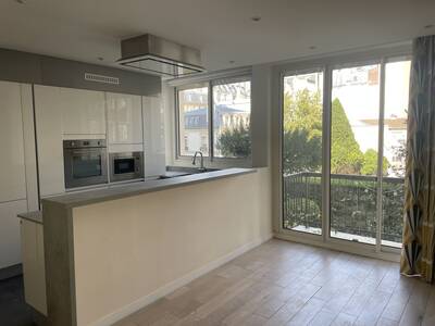Location appartement 2 pièces Paris 17e