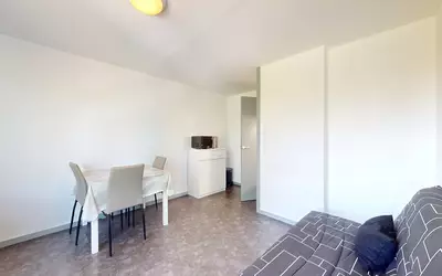 Angers (49000)