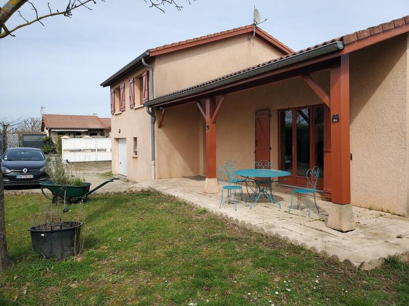 Saint-Denis-Lès-Bourg (01000)