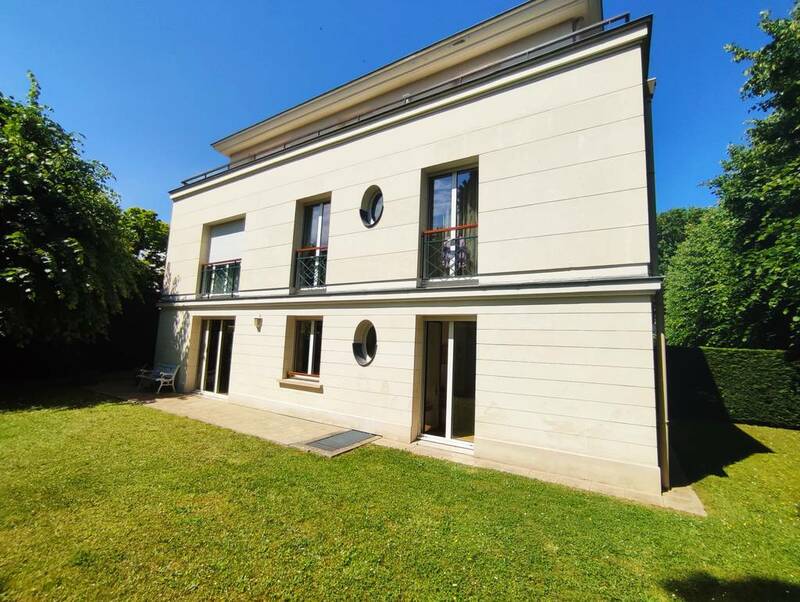 10 Rue De Fontenay 92340 Bourg-la-reine www.pap.fr