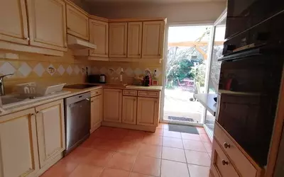 Fréjus (83600)