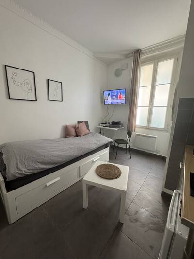 Location appartement studio Clichy (92110)