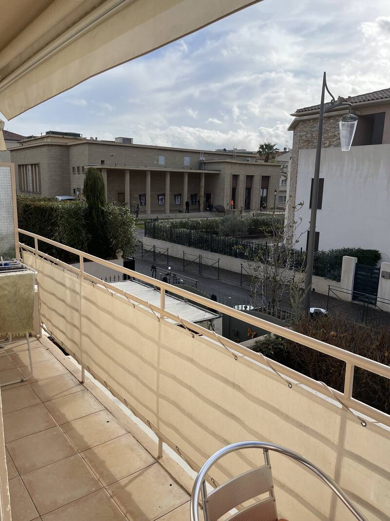 Sanary-Sur-Mer (83110)