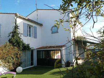 Vente maison 10 pièces Saint-Martin-de-Ré (17410)