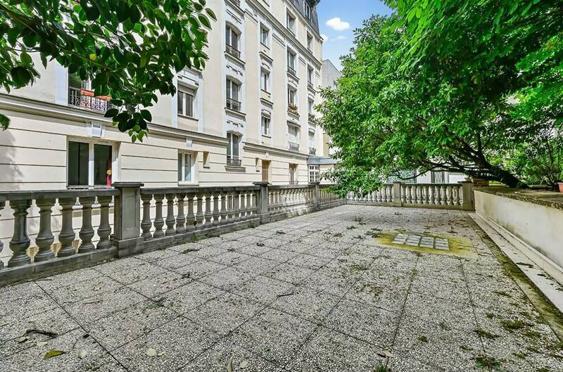 Issy-Les-Moulineaux (92130)