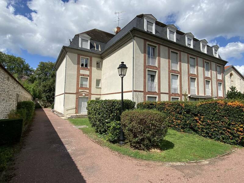 Fontainebleau (77300)