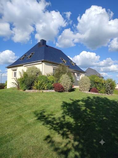 Vente maison 5 pièces Noyal-Châtillon-sur-Seiche (35230)