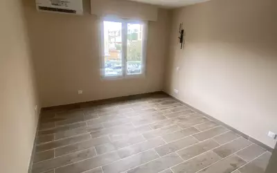 Fréjus (83600)