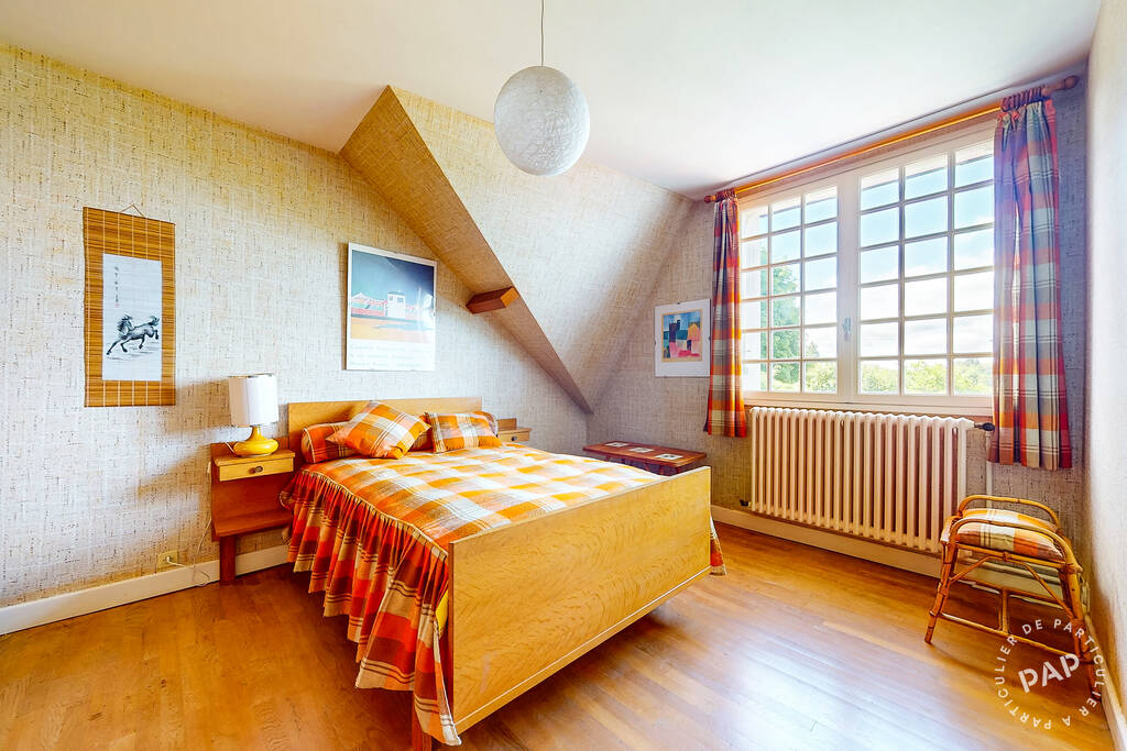 Maison 180.000&nbsp;&euro; 135&nbsp;m² Ussel (19200)