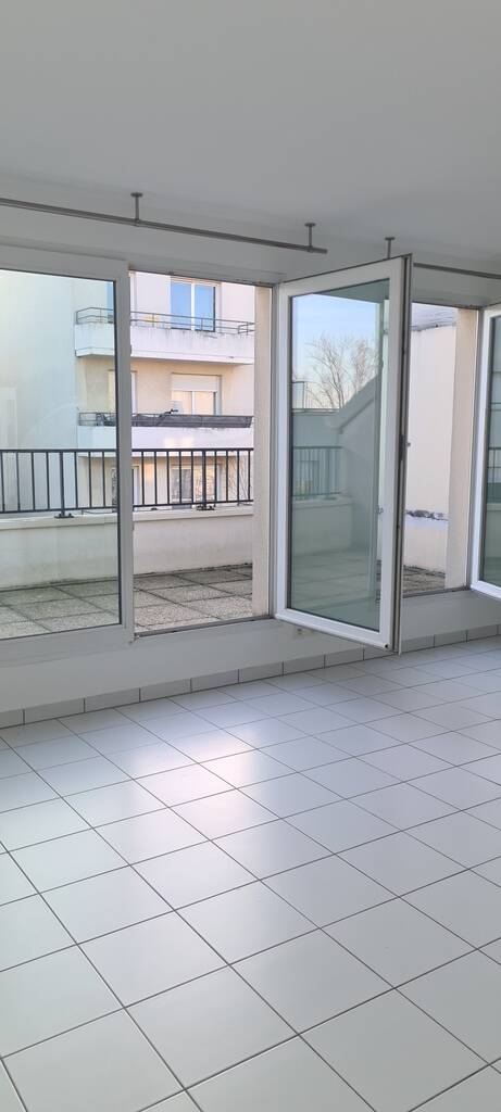 Saint-Denis (93200)