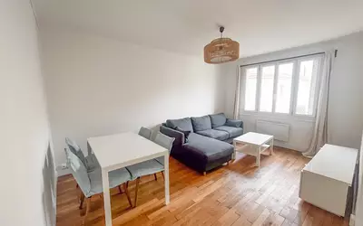 Nantes (44000)