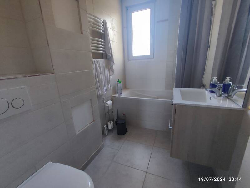 Angers (49000)