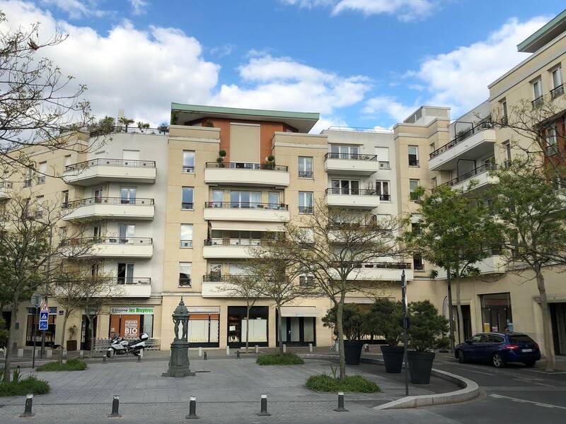 Bois-Colombes (92270)