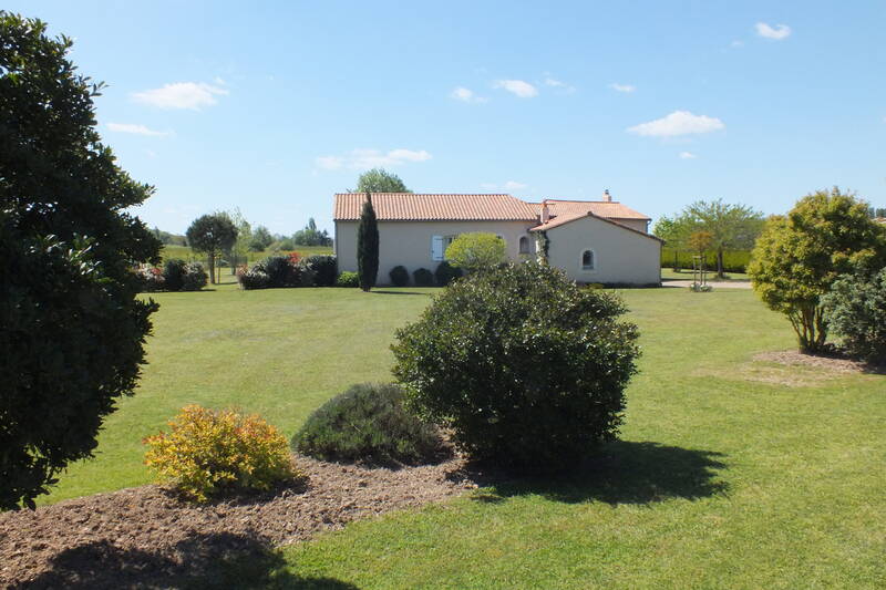 Naintré (86530)