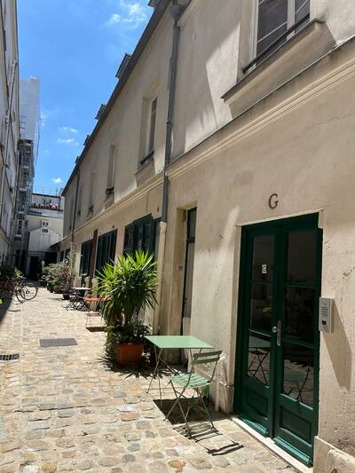 Location appartement studio Paris 9e