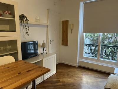 Location appartement studio Paris 17e