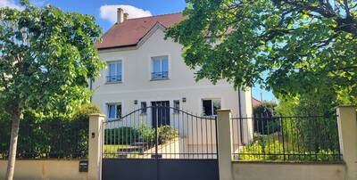 Vente maison 10 pièces Champs-sur-Marne (77420)
