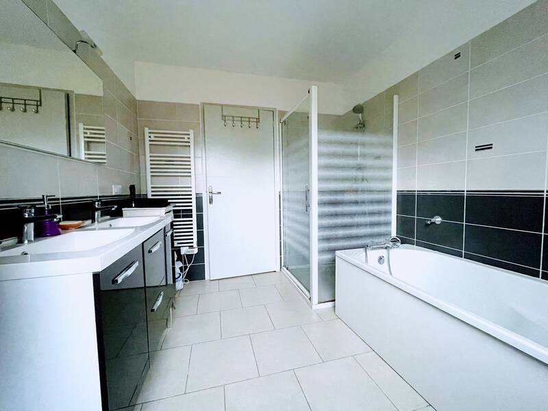 Joigny (89300)