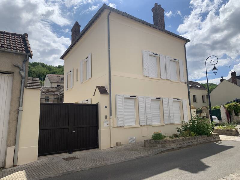 Mézières-Sur-Seine (78970)