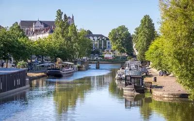 Nantes (44000)