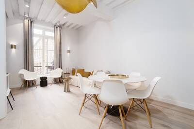 Location appartement 3 pièces Paris 1er