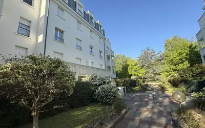 Noisy-Le-Grand (93160)