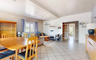 Familiale Avec Deux Logements Indépendants