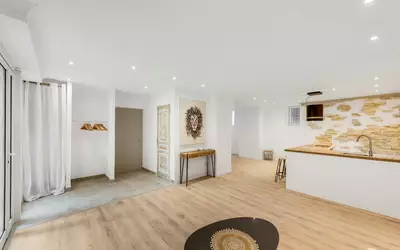Fréjus (83600)