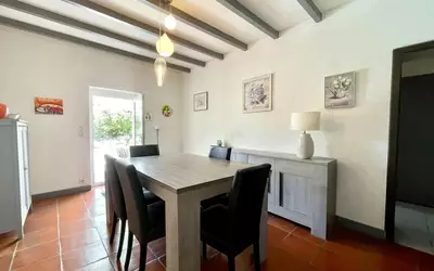 Nîmes (30000)