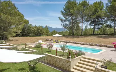 15 Min Aix-En-Provence