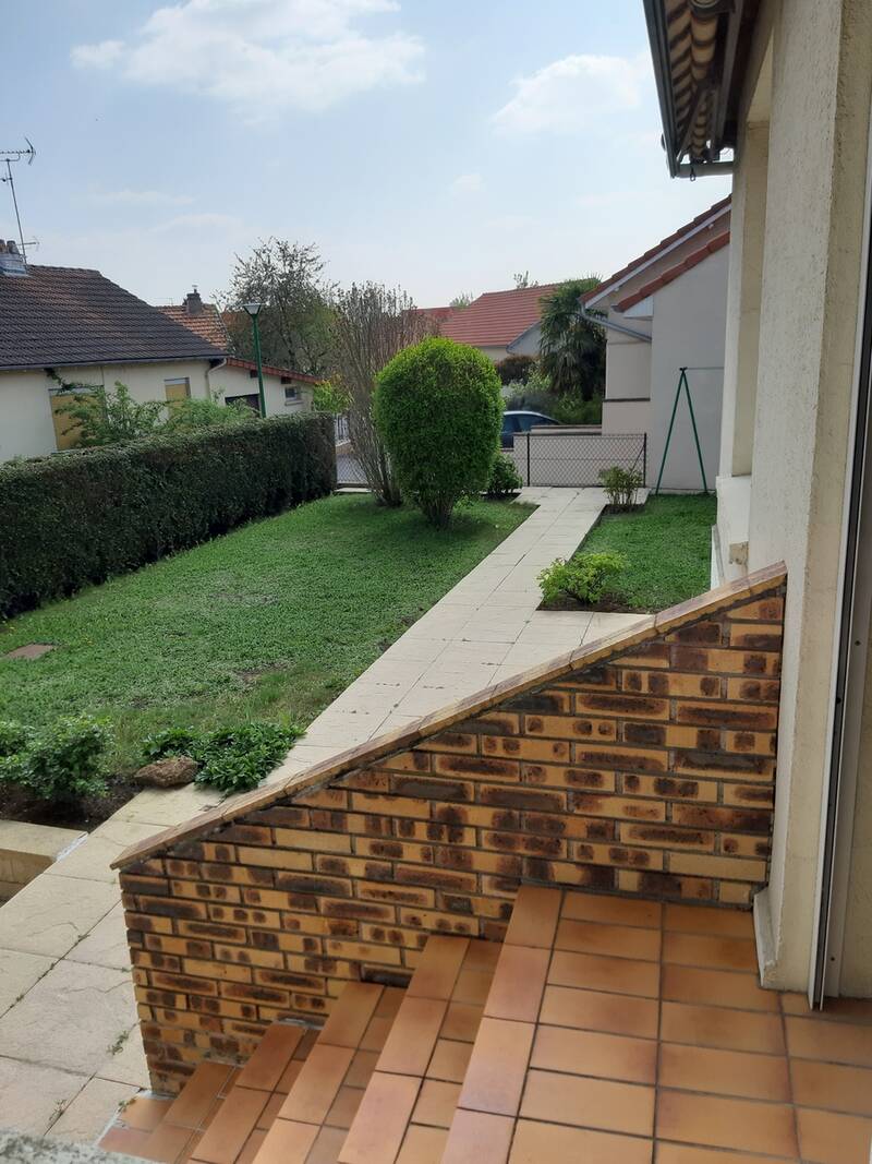 Jarny (54800)