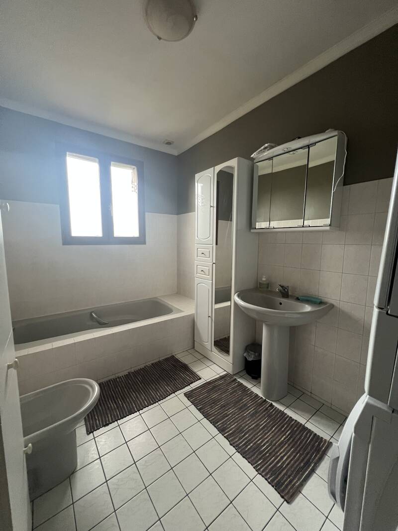 Les Bordes (45460)