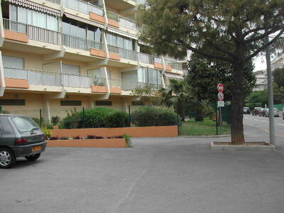 Vente appartement studio Saint-Laurent-du-Var (06700)
