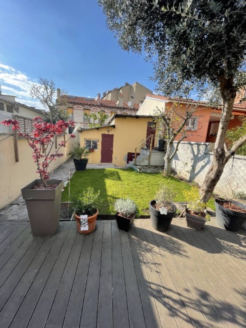 Saint-Denis (93200)