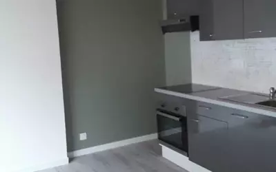 Lumbres (62380) + Appartement De 40 M² Pour